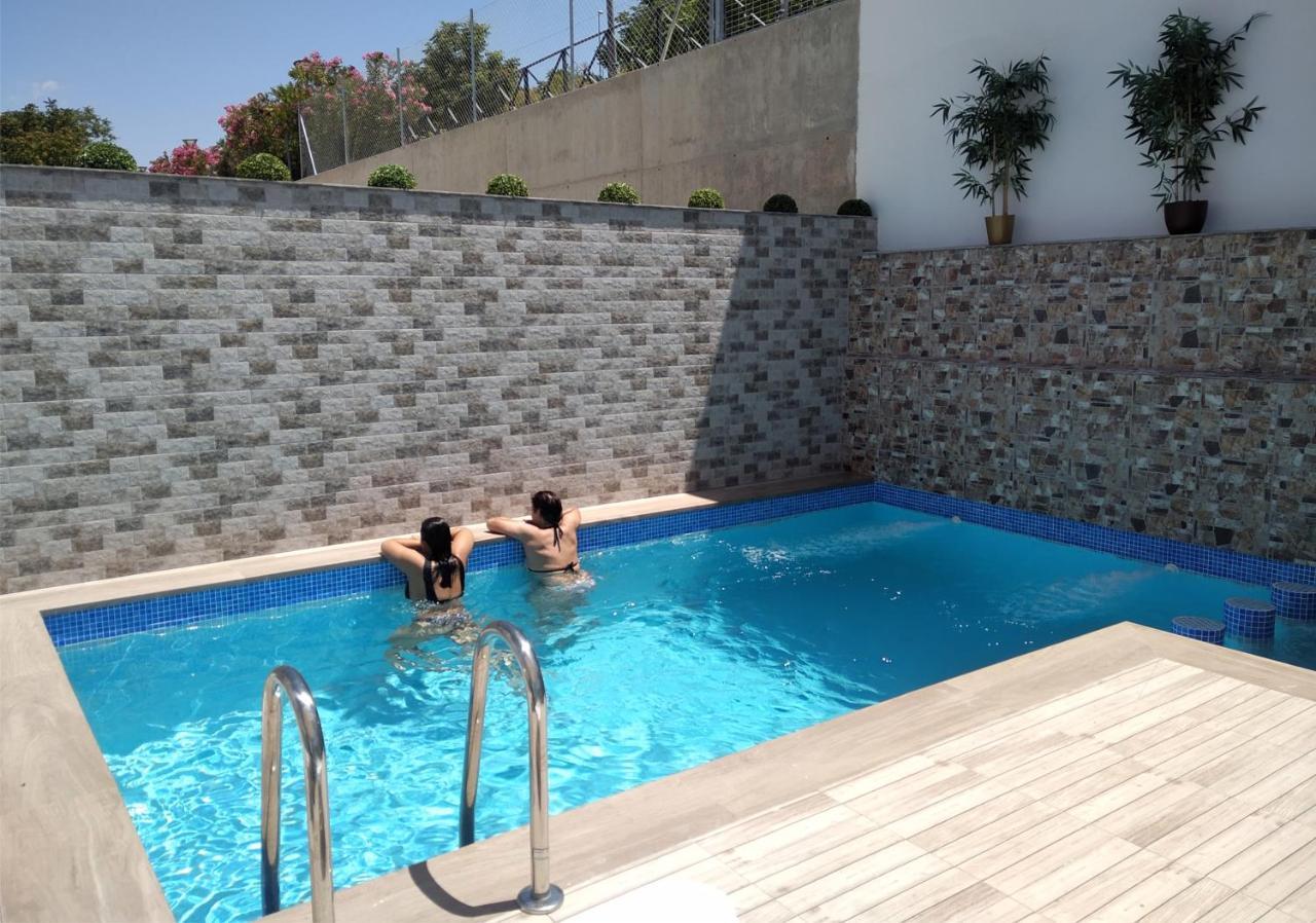 Apartmentos Corona *