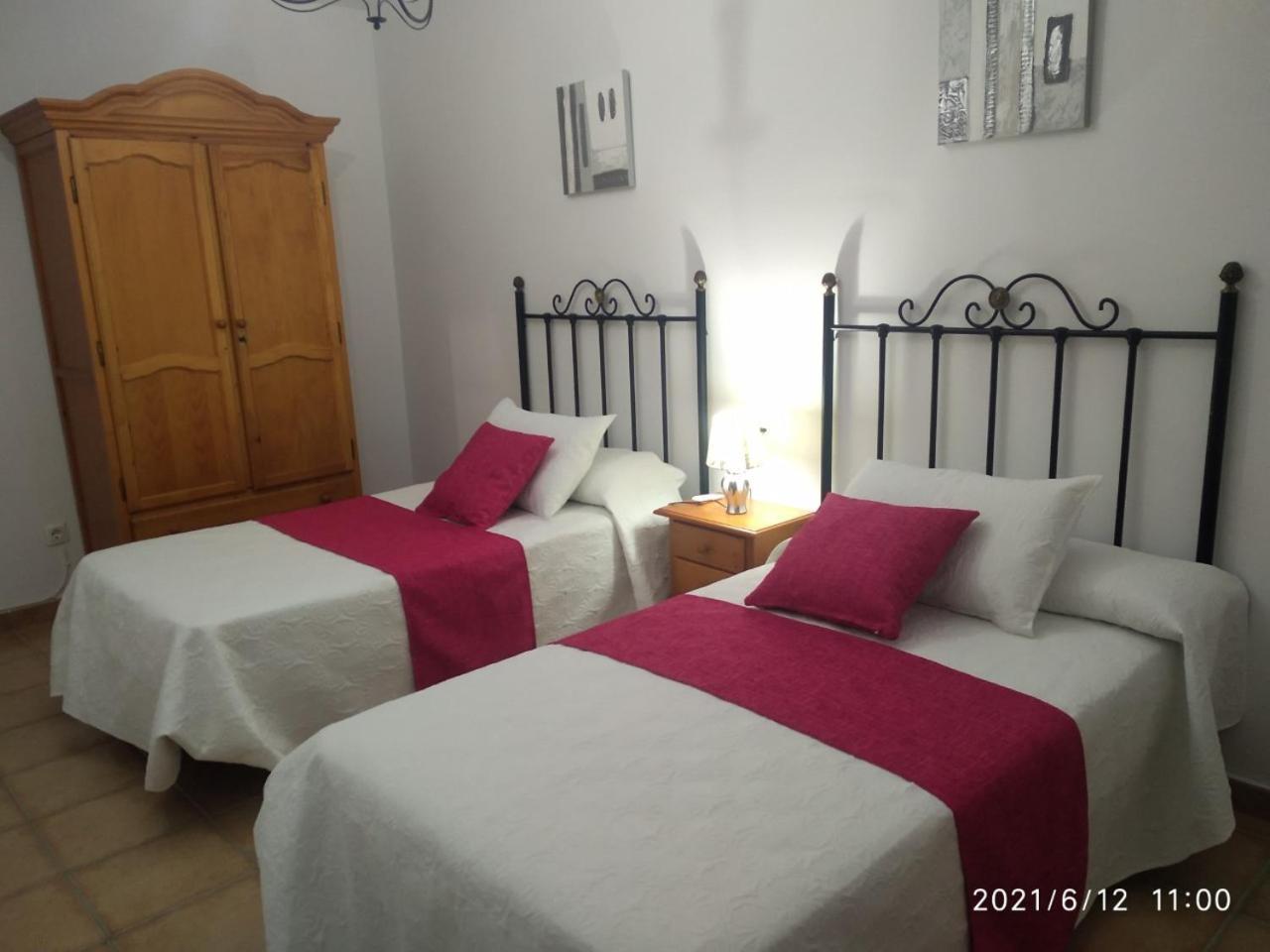 Apartmentos Corona Apartment *