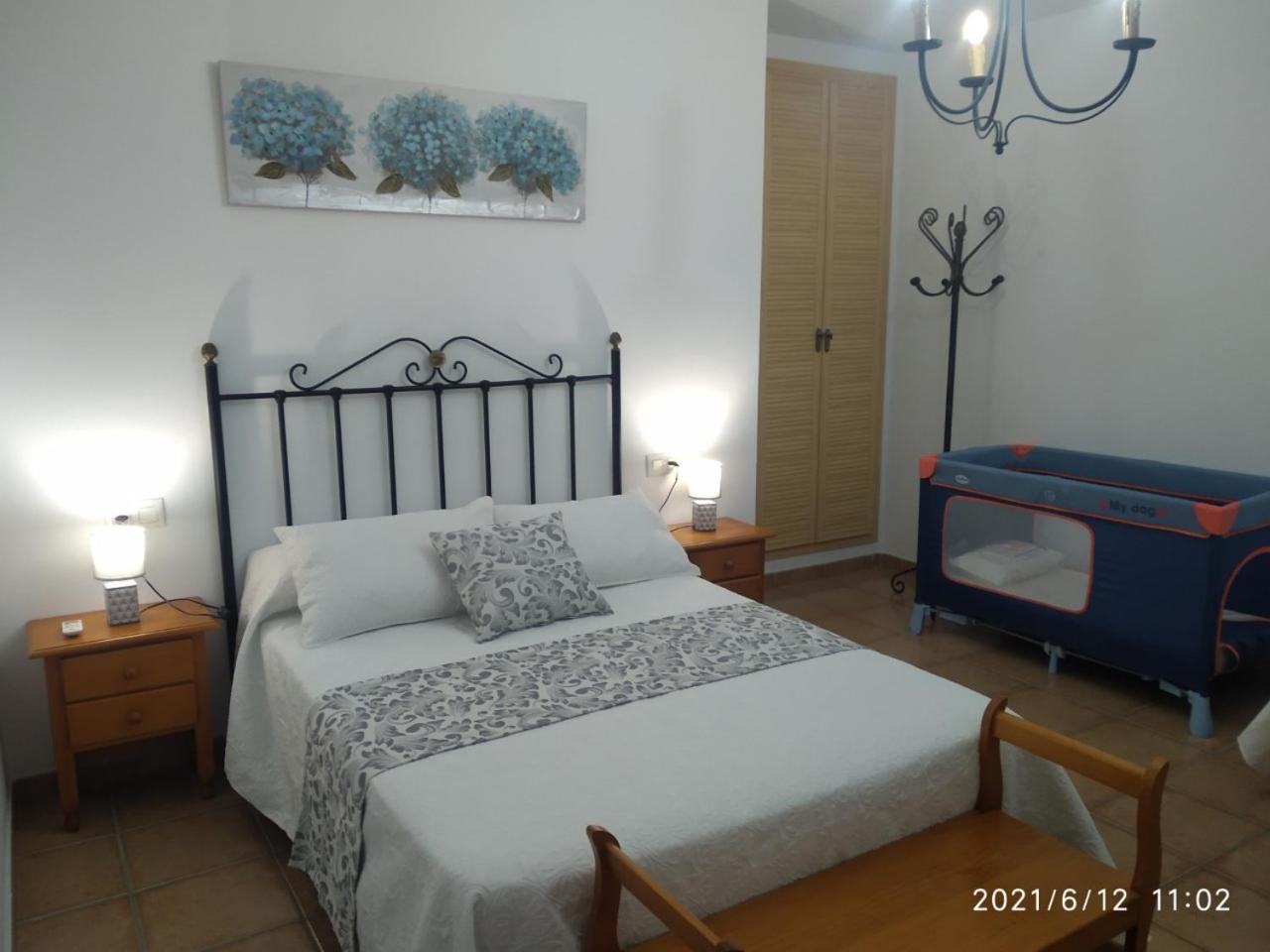 Apartmentos Corona Apartment Cazorla